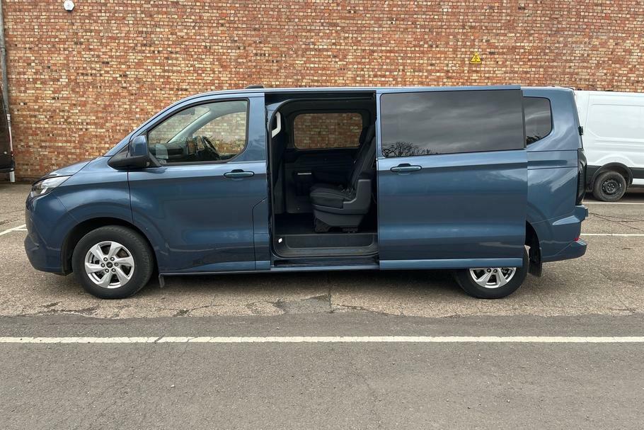 Ford Transit Custom 340 Limited L2 Lwb 9 Seat Kombi Fwd 2.5 Phev WR75ZBT Blue #5