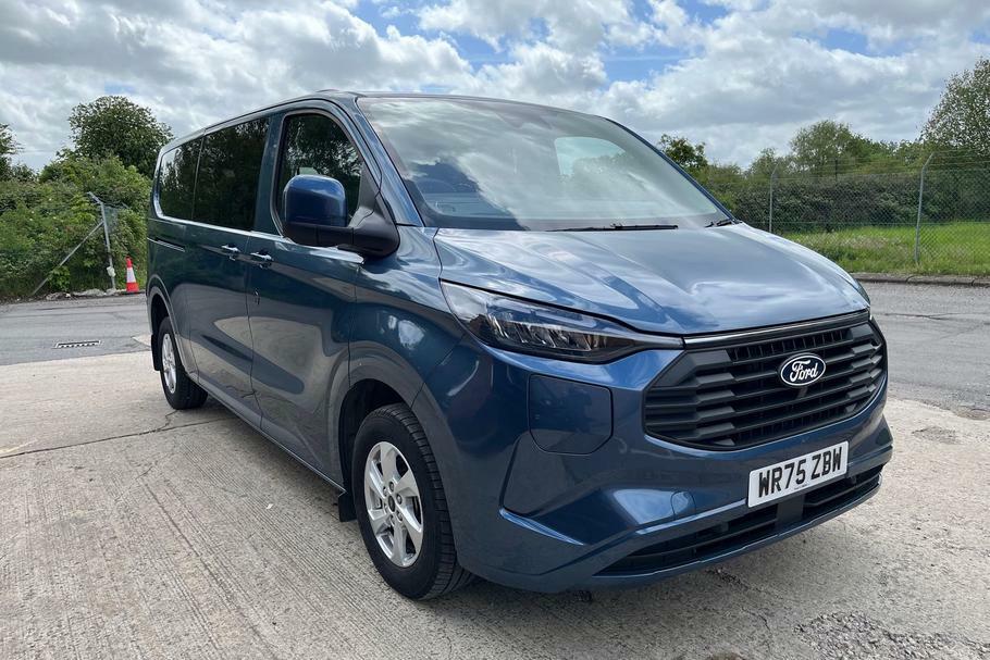 Ford Transit Custom 340 Limited L2 Lwb 9 Seat Kombi Fwd 2.5 Phev Blue