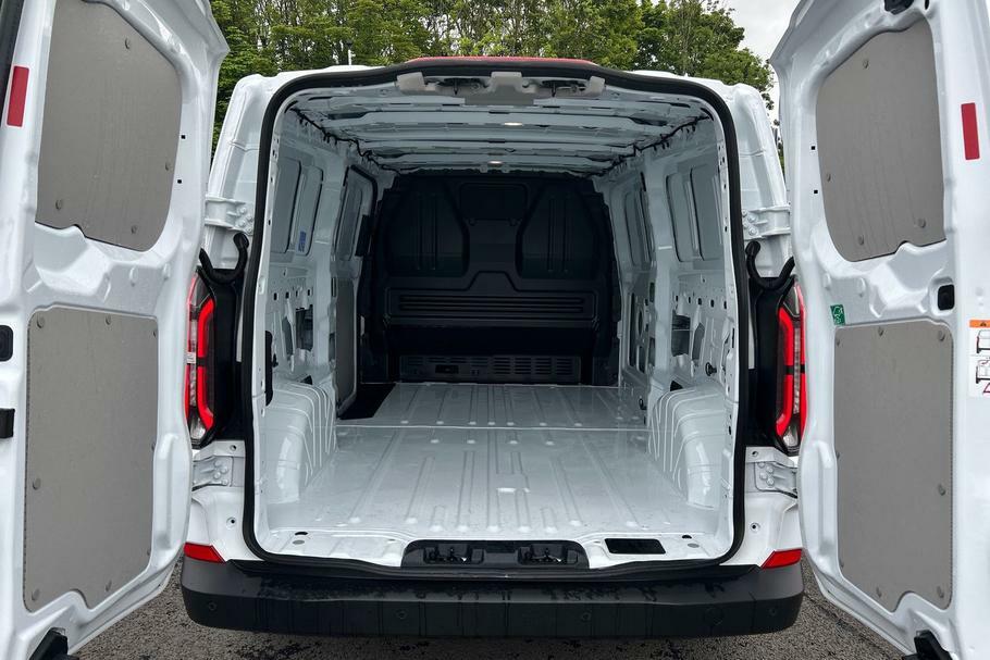Ford Transit Custom 340 Trend L2 Lwb Rwd 100Kw 65Kwh Low Roof HV75PXN White #6
