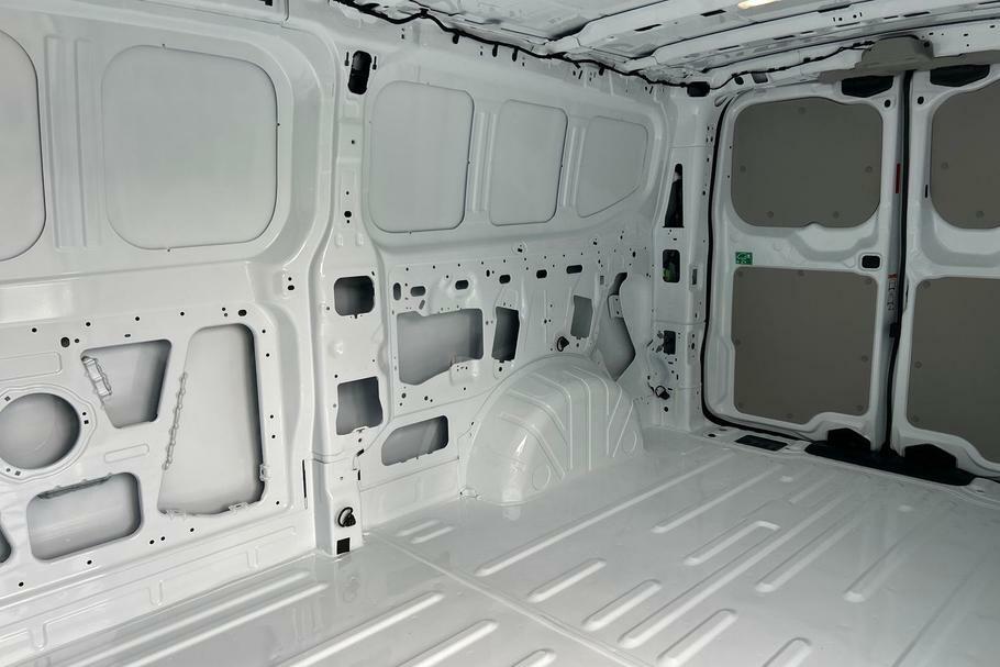 Ford Transit Custom 340 Trend L2 Lwb Rwd 100Kw 65Kwh Low Roof HV75PXN White #4