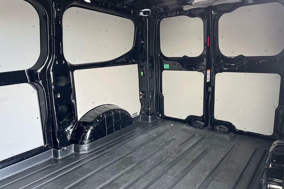 Ford Transit Custom 320 Limited L1 Swb Fwd 2.5 Phev 232Ps Low Roo HK75LSC Black #4