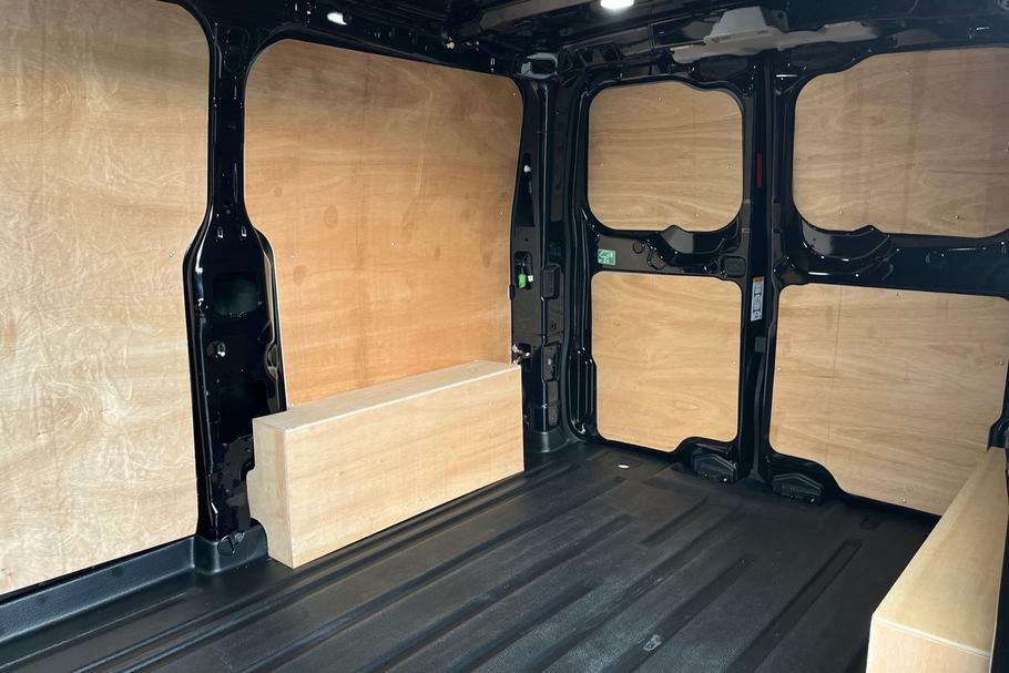 Ford Transit Custom 320 Limited L1 Swb Fwd 2.5 Phev 232Ps Low Roo AK75ONW Black #4