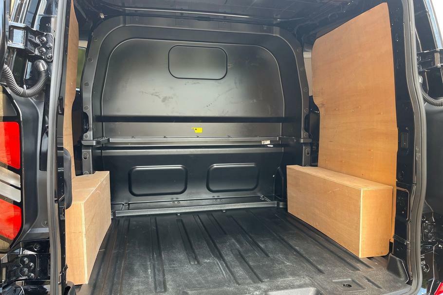 Ford Transit Custom 320 Limited L1 Swb Double Cab In Van Fwd 2.0 Ecobl WR75UYZ Black #4