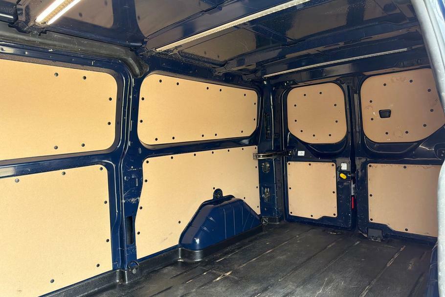 Ford Transit Custom 300 Limited L2 Lwb Fwd 2.0 Ecoblue 130Ps Low Roof WU72RJV Blue #4