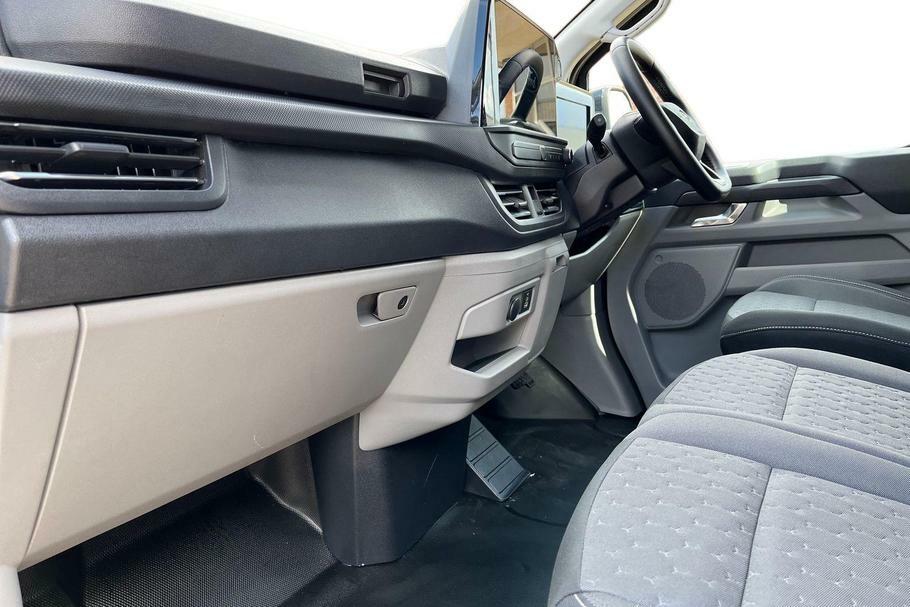 Ford Transit Custom 280 Limited L1 Swb Fwd 2.0 Ecoblue 136Ps Low WN75AOV Black #3