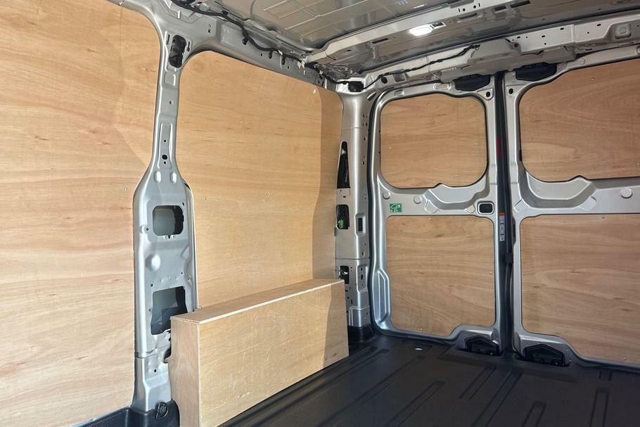 Ford Transit Custom 320 Limited L1 Swb Fwd 2.5 Phev 232Ps Low Roo WP75YAK Silver #4