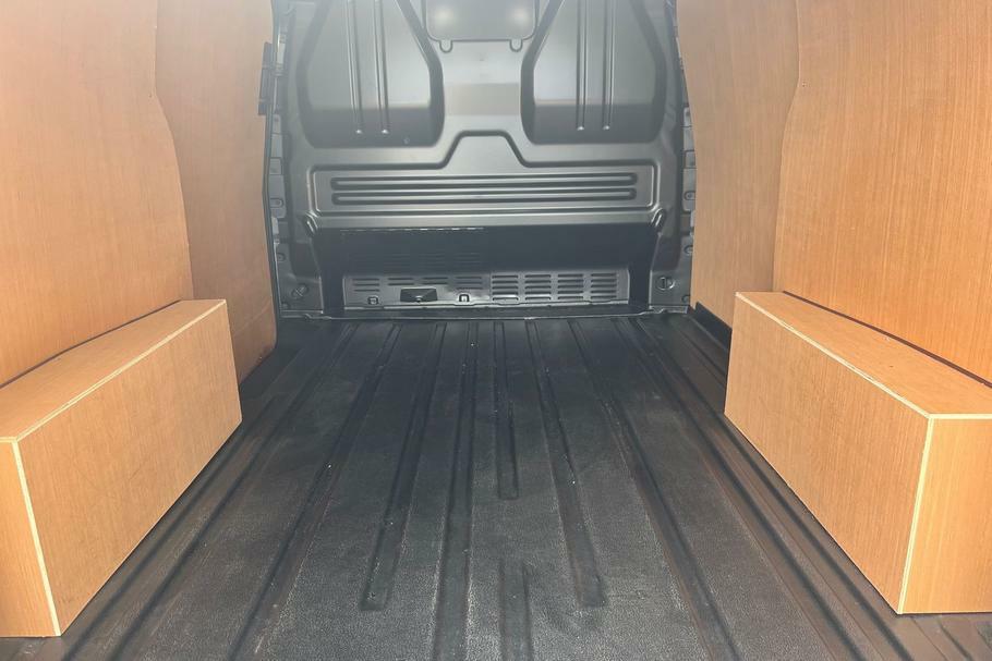 Ford Transit Custom 320 Limited L1 Swb Fwd 2.5 Phev 232Ps Low Roo WP75RYO #4
