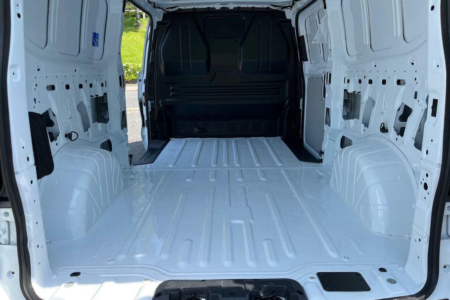 Ford Transit Custom 320 Trend L2 Lwb Rwd 100Kw 65Kwh Low Roof White #5