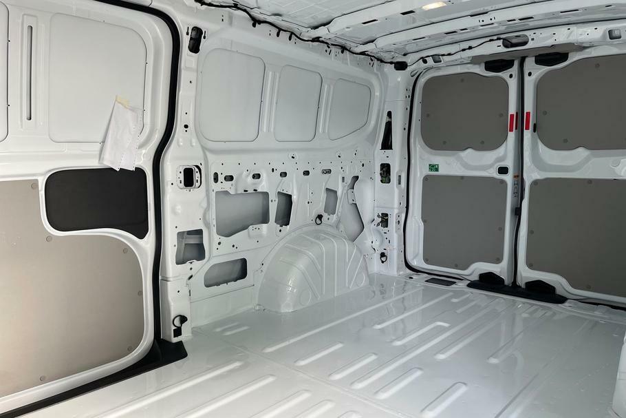 Ford Transit Custom 320 Trend L2 Lwb Rwd 100Kw 65Kwh Low Roof HT74EHW White #4