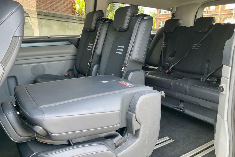 Ford Tourneo Custom 320 Active L2 Lwb 8 Seat Minibus Fwd 2.0 Ecob Grey #4