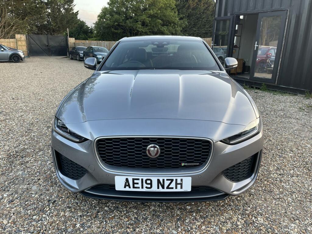 Jaguar XE R-dynamic Se AE19NZH Grey #4