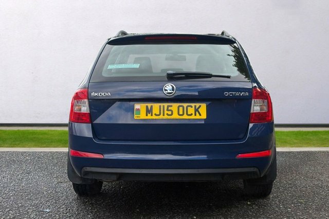 Skoda Octavia Tsi Se Estate Blue #6