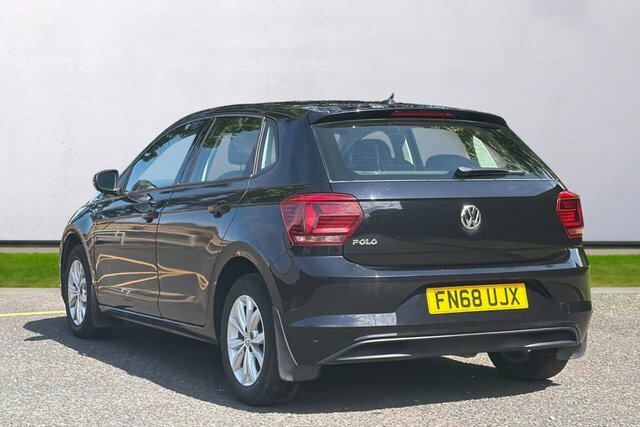 Volkswagen Polo Se Hatchback FN68UJX Black #2
