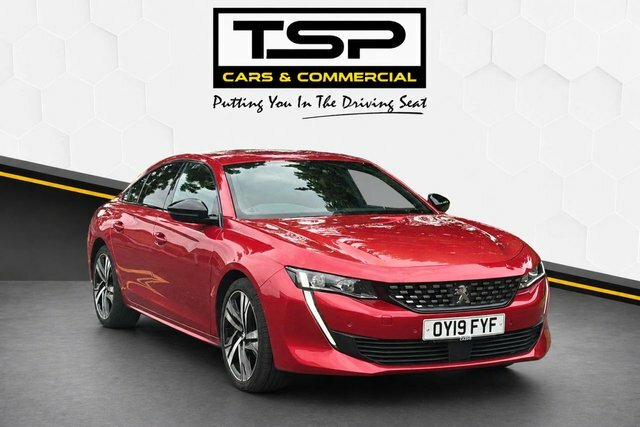 Peugeot 508 Puretech First Edition Fastback Red