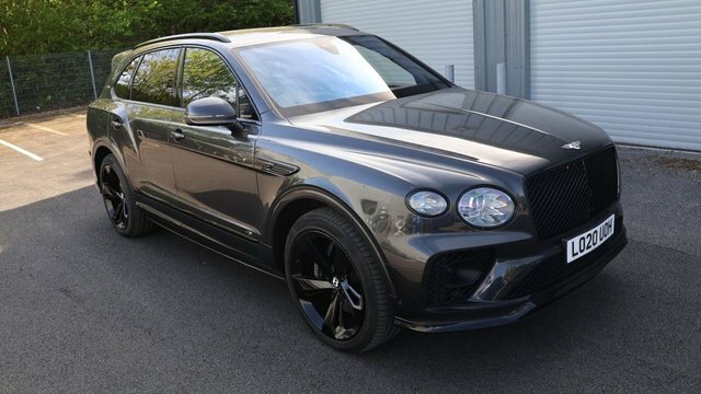 Bentley Bentayga V8 First Edition Grey #2