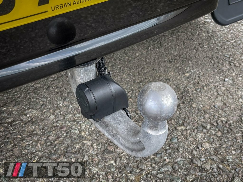 Land Rover Defender 3L Null GD72HVA Black #6