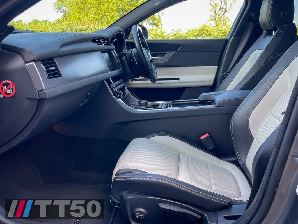 Jaguar XF 2L R-sport VE17JNJ Grey #4