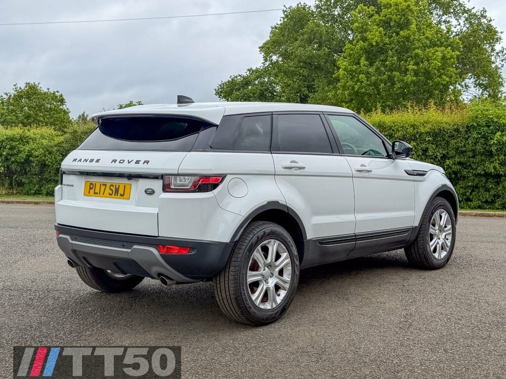 Land Rover Range Rover Evoque 2L Se Tech PL17SWJ White #2