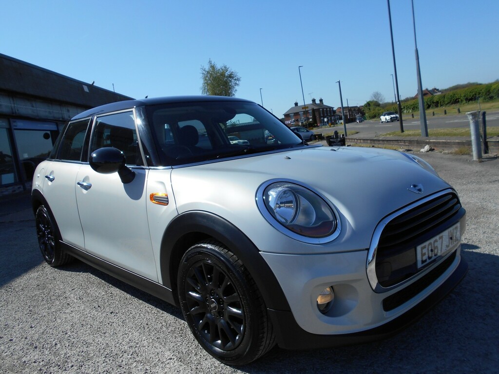 Mini Hatch Hatchback 1.5 5-Door Hatch Cooper D 201767 Silver #2