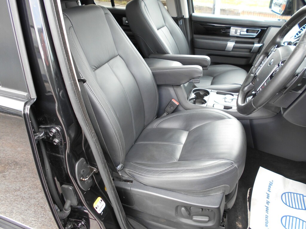 Land Rover Discovery 4 Suv 3.0 Sd V6 Landmark 201616 NX16LBO Black #6