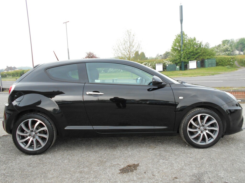 Alfa Romeo MiTo Hatchback 0.9 New Mito 875Cc Tb Twinair 105Hp Mito Black #4