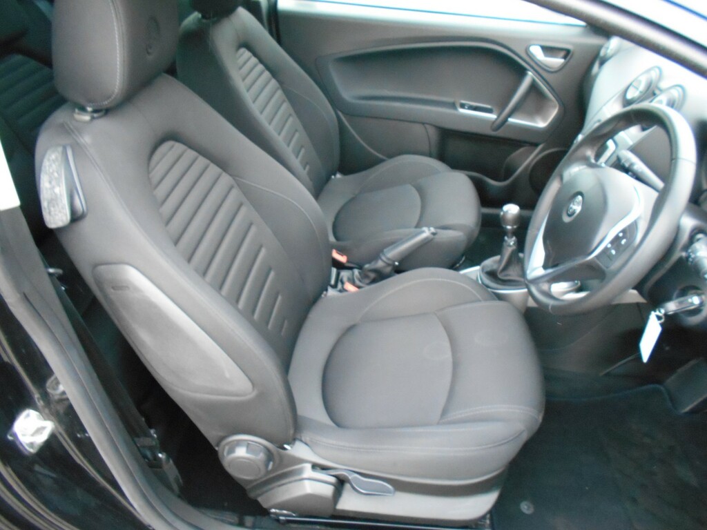 Alfa Romeo MiTo Hatchback 0.9 New Mito 875Cc Tb Twinair 105Hp Mito Black #6