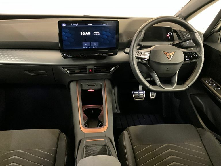 Cupra Born 150Kw V1 58Kwh 18 Alloys, Pilot M, Reve BG23XLS Silver #5