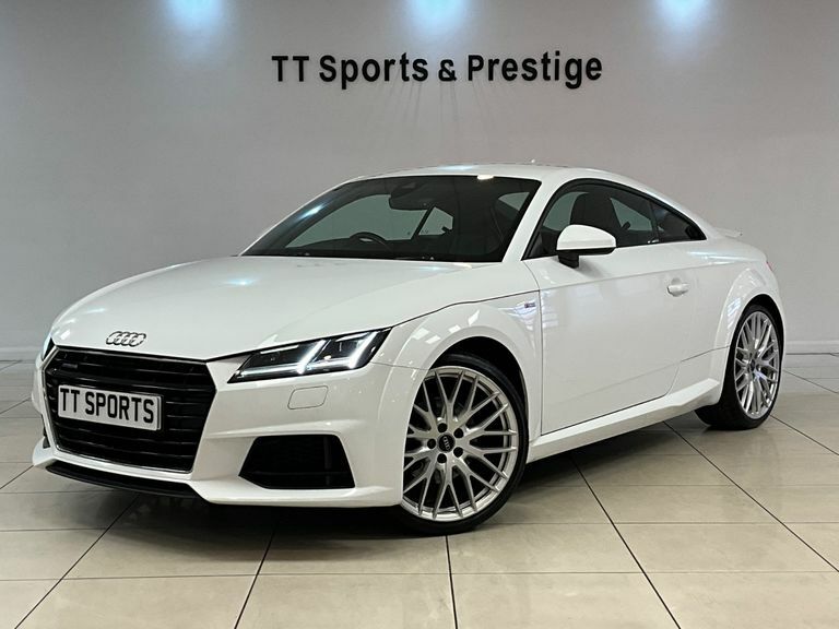 Audi TT 2.0T Fsi Quattro S Line S Tronic, 20 Alloys, White