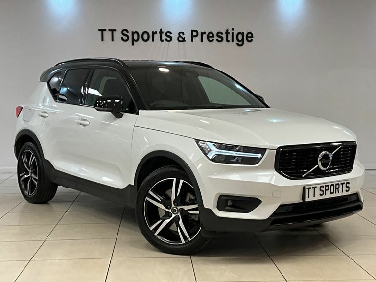 Volvo XC40 1.5 T4 Recharge Phev R Design 19 Alloys YM21LLG White #3