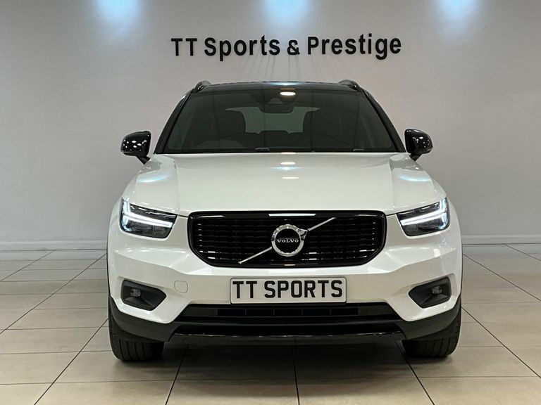 Volvo XC40 1.5 T4 Recharge Phev R Design 19 Alloys YM21LLG White #2