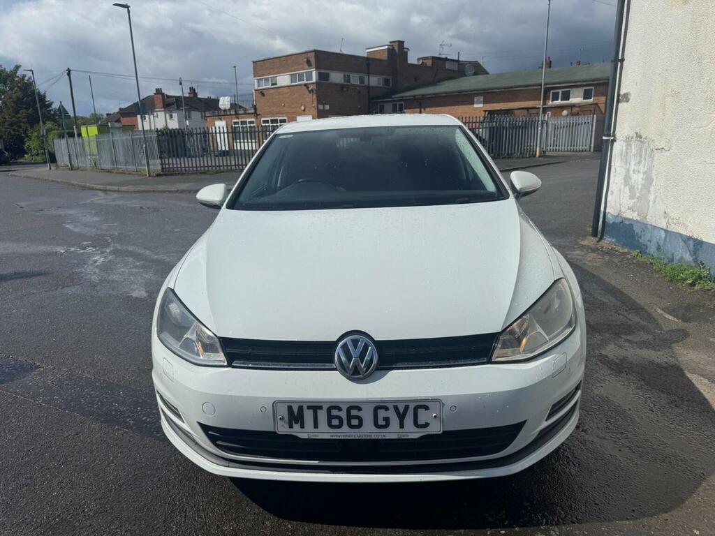 Volkswagen Golf Hatchback 2.0 Tdi Bluemotion Tech Match Edition Ds MT66GYC White #2