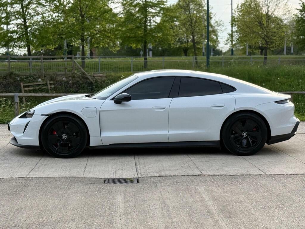 Porsche Taycan Performance Plus 93.4Kwh 4S 4Wd EY23VUG White #5
