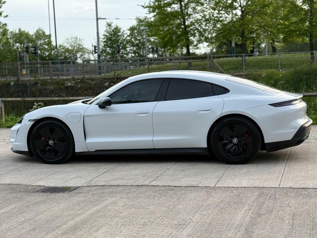 Porsche Taycan Performance Plus 93.4Kwh 4S 4Wd EY23VUG White #4