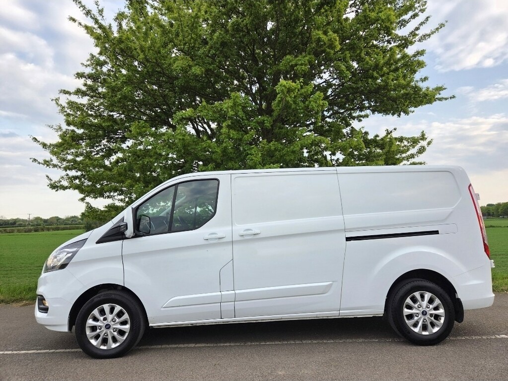 Ford Transit Custom Panel Van 2.0 300 Ecoblue Limited 2020 HW20MVJ White #2