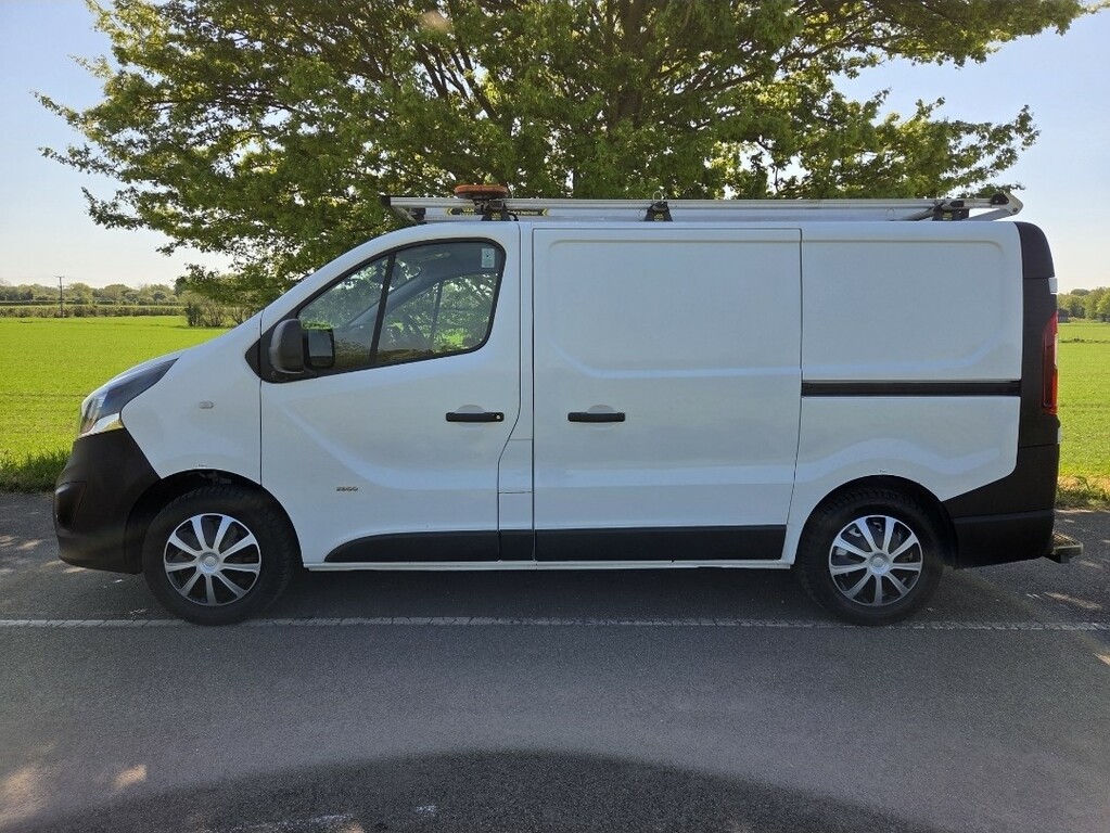 Vauxhall Vivaro Panel Van 1.6 Cdti 2900 2018 DV18BVK White #6