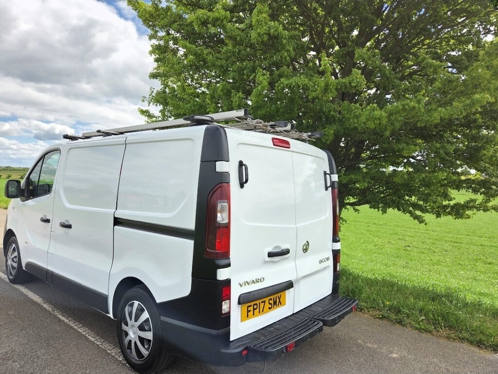 Vauxhall Vivaro Panel Van 1.6 Cdti 2900 Ecoflex 2017 FP17SMX White #4