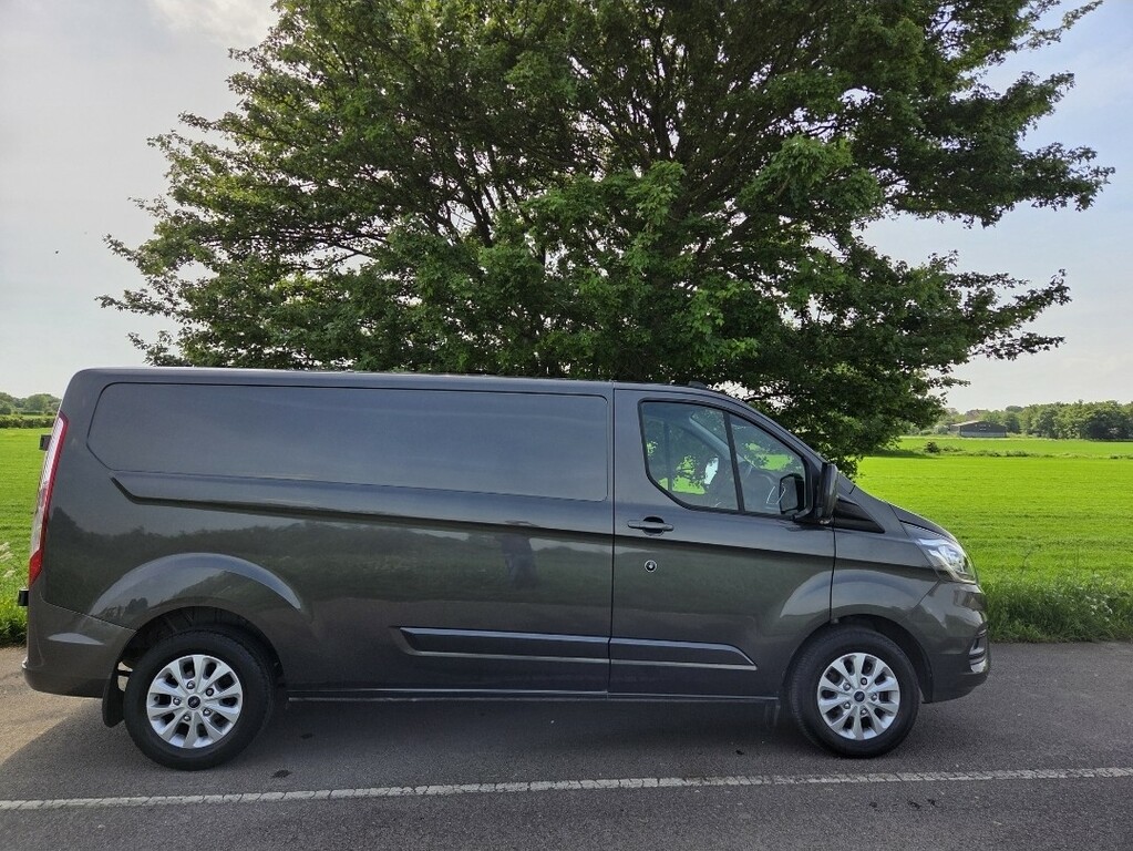 Ford Transit Custom Panel Van 2.0 Transit Custom Limited Van 300 L2 2. HX22OAW Grey #2