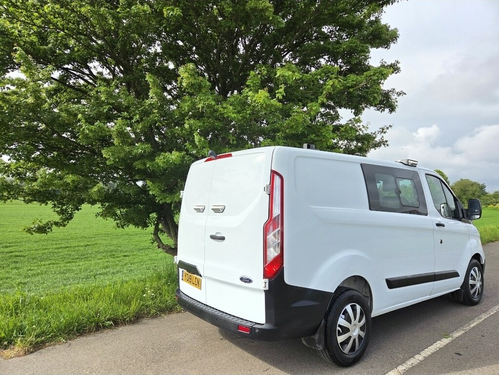 Ford Transit Custom Combi Van 2.0 320 Ecoblue 2019 YO19LCN White #4