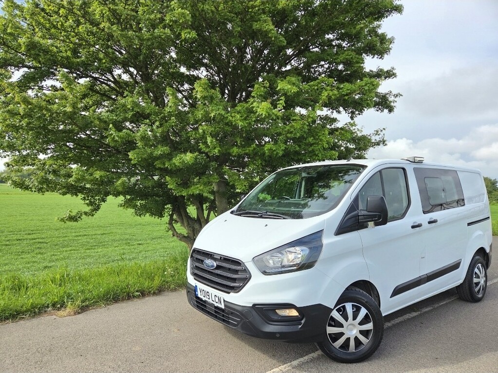 Ford Transit Custom Combi Van 2.0 320 Ecoblue 2019 White