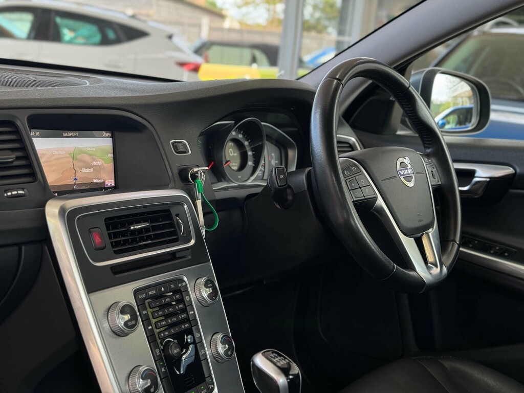 Volvo V60 2.0L T4 Se Nav HG17AFE #2