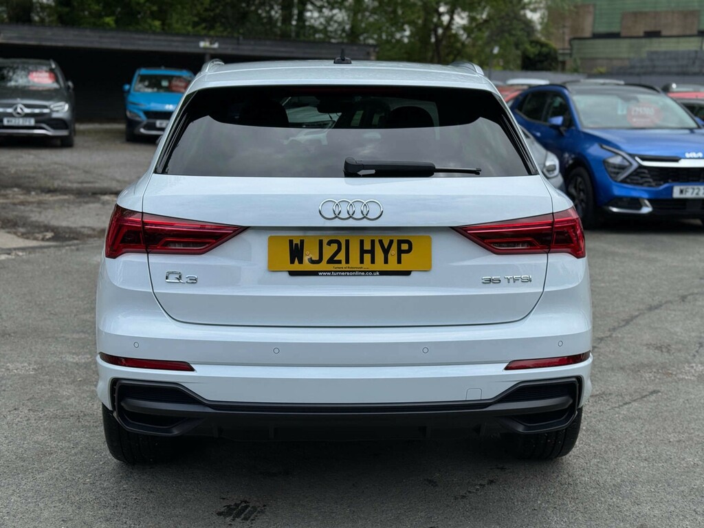 Audi Q3 1.5L 35 Tfsi S Line  #6