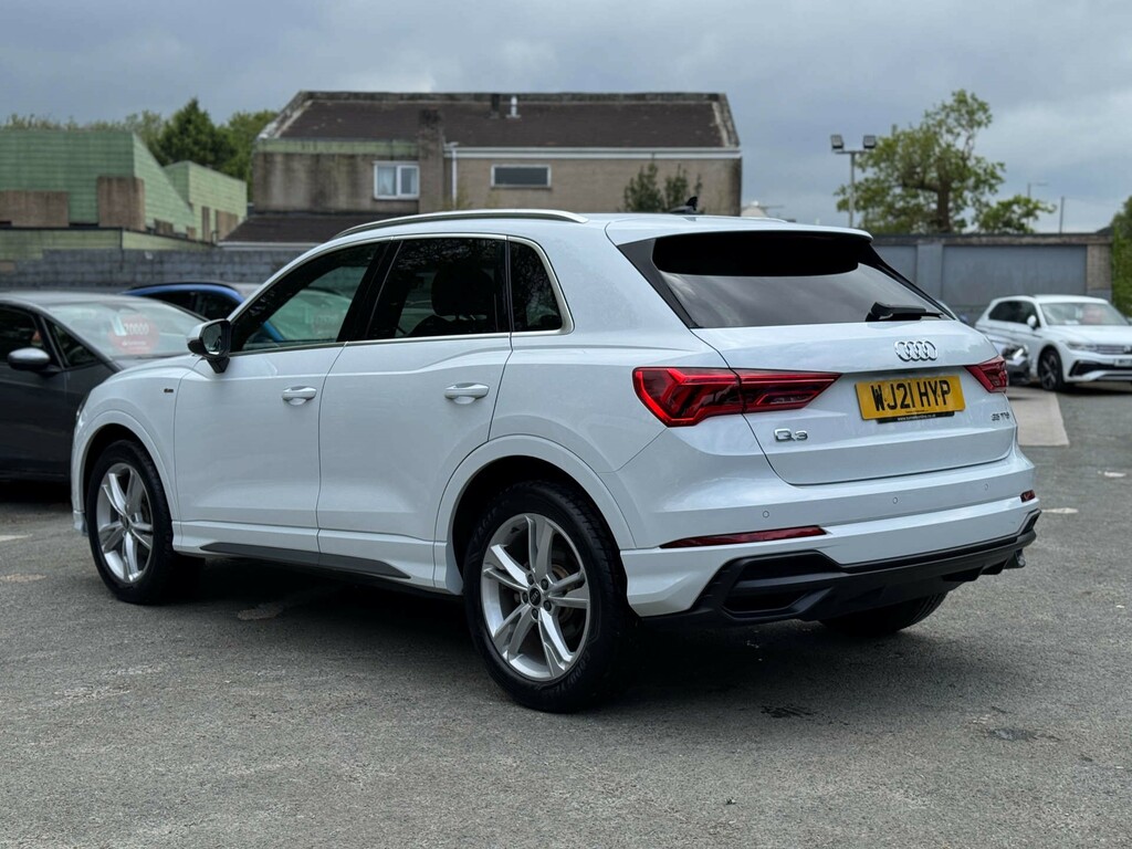 Audi Q3 1.5L 35 Tfsi S Line  #5
