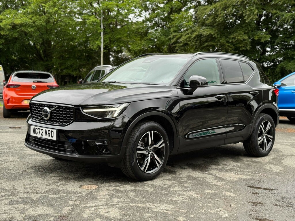 Volvo XC40 2.0L B3 Mhev Plus Dark Dct WG72VRD #3