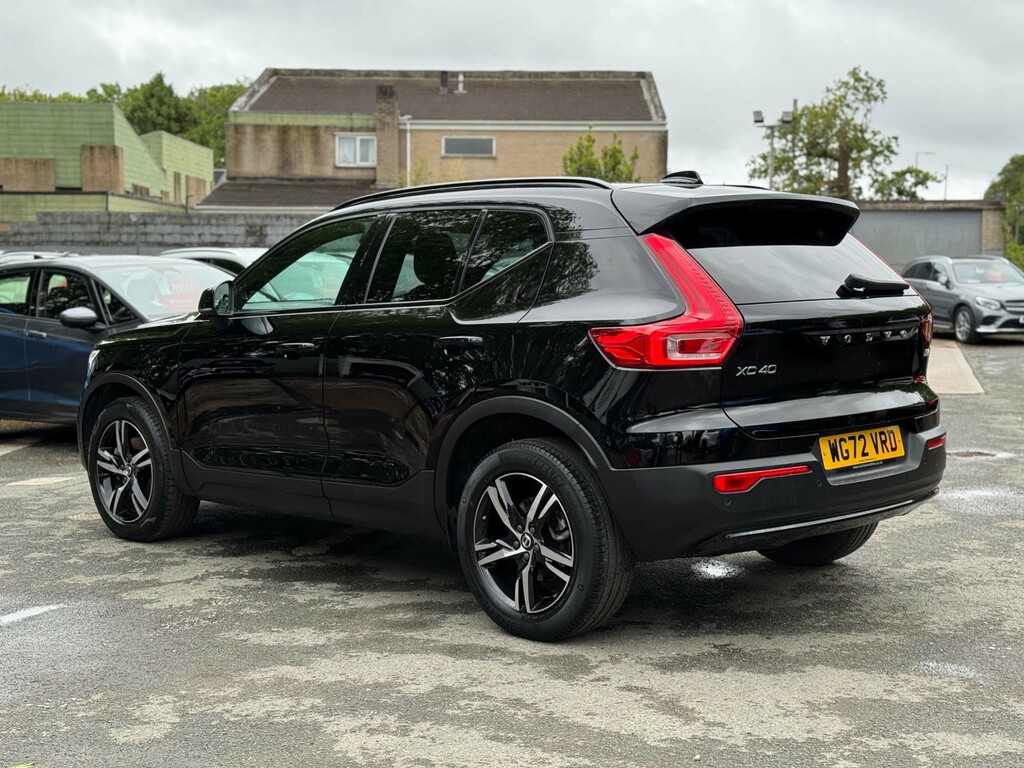 Volvo XC40 2.0L B3 Mhev Plus Dark Dct WG72VRD #5
