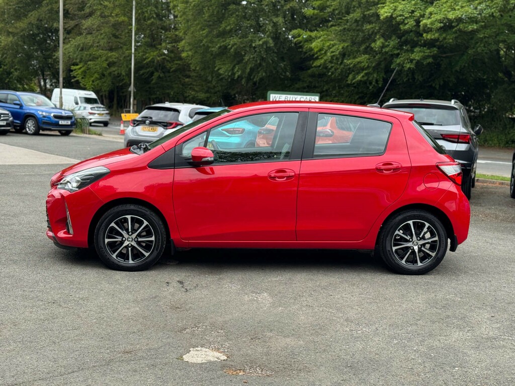 Toyota Yaris 1.5L Icon Tech MH68LXF Red #4