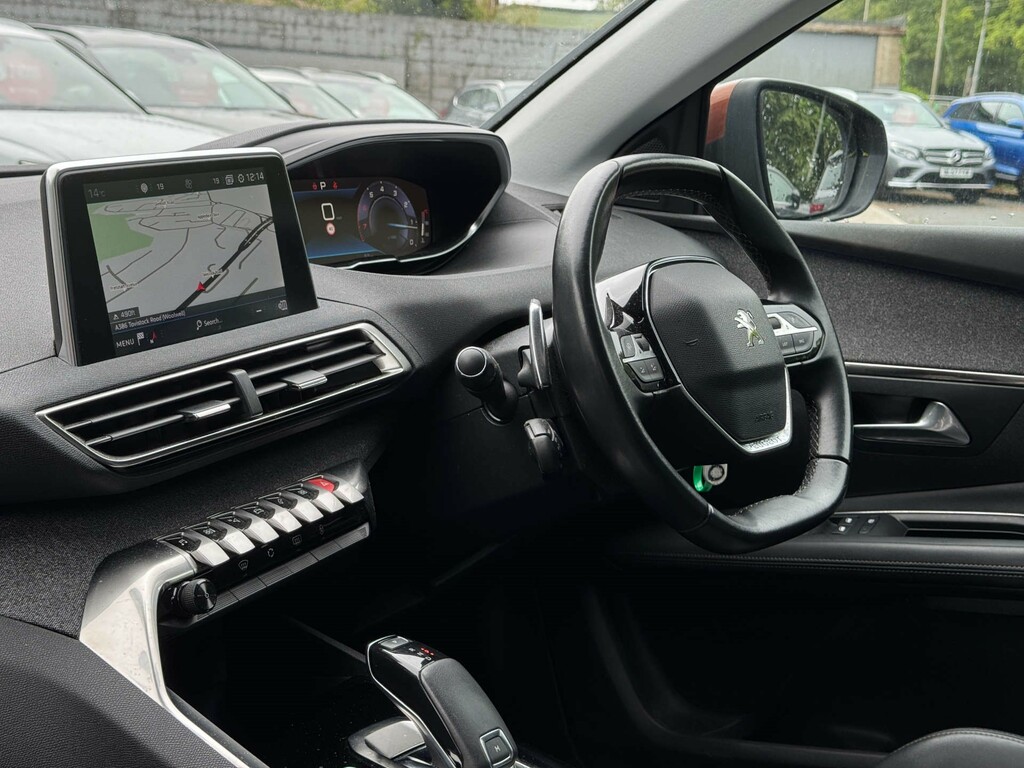Peugeot 3008 1.2L Puretech Allure  #2