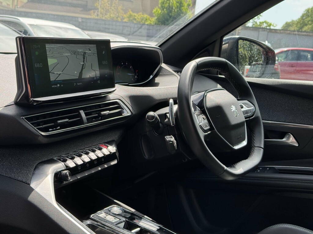 Peugeot 3008 1.5L Bluehdi Allure Premium  #2