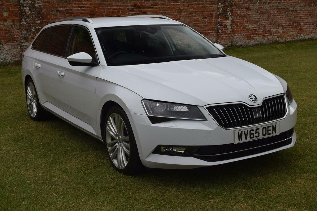 Skoda Superb 2.0 Tdi Se L Executive Estate Dsg White