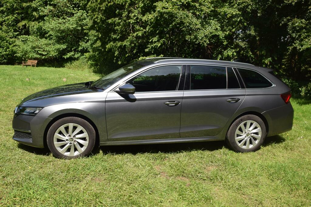 Skoda Octavia 1.5 Tsi Act Se L Estate Euro 6 CX74WPV Grey #4