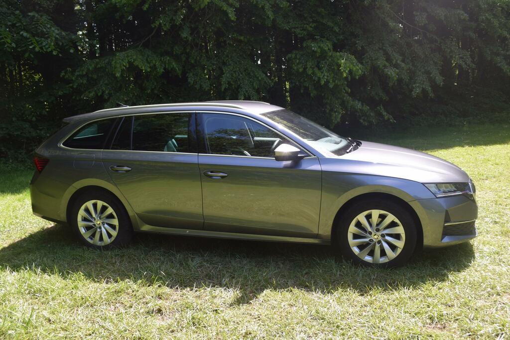 Skoda Octavia 1.5 Tsi Act Se L Estate Euro 6 CX74WPV Grey #5